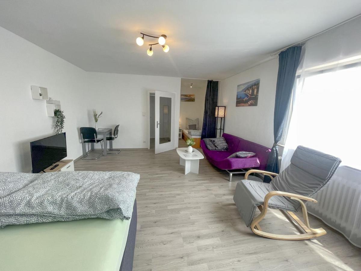 Apartment Perfekte 1,5 Zentral In Gegenueber Einkaufzentrum Leonberg